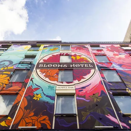 Blooms Hotel-2